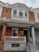 250 N Salford St in Philadelphia, PA - Building Photo