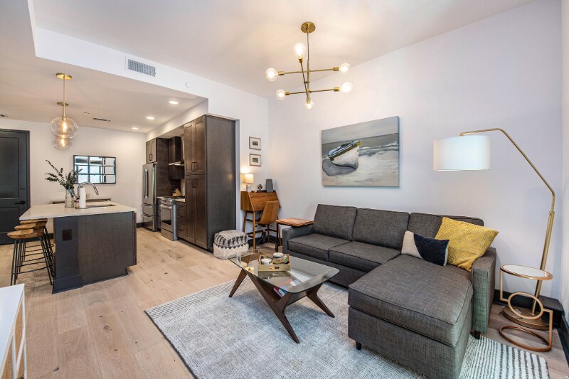 5 Gadsdenboro St in Charleston, SC - Building Photo