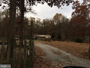 227 Carsons Corner in Louisa, VA - Building Photo - Building Photo
