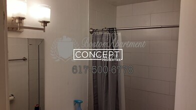 772 Columbus Ave, Unit 3 in Boston, MA - Foto de edificio - Building Photo