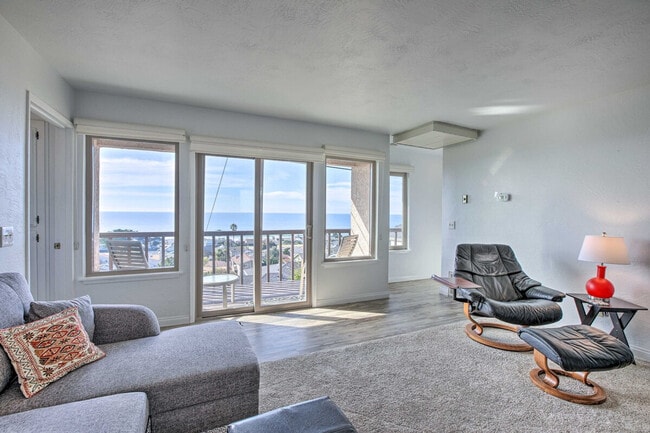 408 Stuart Ave in Cayucos, CA - Building Photo - Building Photo