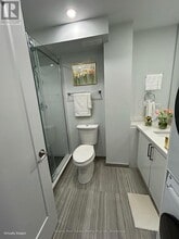 15 Walmer Rd in Toronto, ON - Building Photo - Building Photo