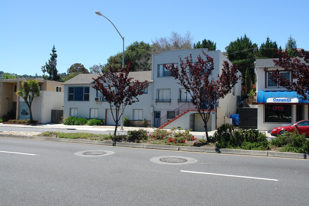 750 El Camino Real in Belmont, CA - Building Photo