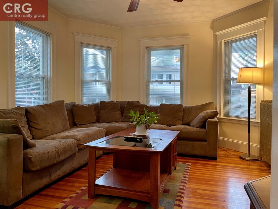 17 Stanley Ave in Medford, MA - Foto de edificio