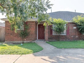 1813 Sara Dr, Unit A in College Station, TX - Building Photo