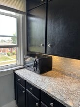 2747 La Salle Ave, Unit Lasalle Ave in Niagara Falls, NY - Building Photo - Building Photo