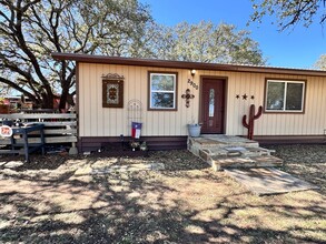 2900 Co Rd 159 in Bangs, TX - Building Photo - Building Photo