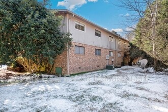 6 Shepherd Ln in Chapel Hill, NC - Building Photo - Building Photo