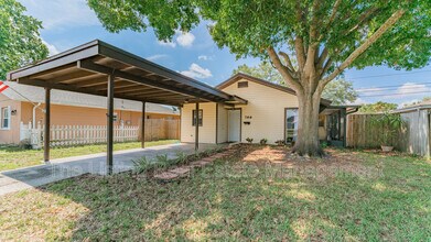 766 91st Ave N in St. Petersburg, FL - Building Photo - Building Photo