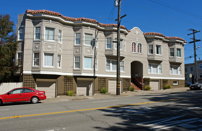 4702 Fulton St in San Francisco, CA - Building Photo - Building Photo