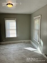 1096 E 67th St in Cleveland, OH - Building Photo - Building Photo
