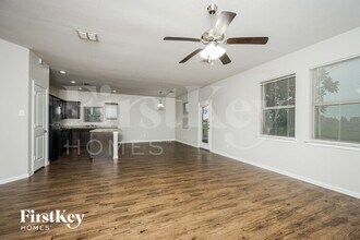 1006 Hoylake Ct in Ennis, TX - Building Photo - Building Photo