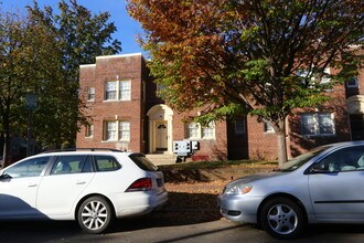 900-904 5th St NE in Washington, DC - Building Photo - Building Photo