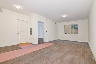 225 Bay St in Jersey City, NJ - Building Photo - Building Photo