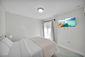 903 Albany Ave in Lehigh Acres, FL - Building Photo - Building Photo