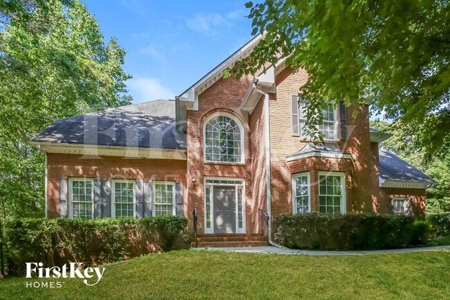 property at 4124 Lake Oconee Dr NE