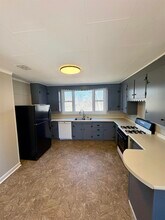 834 Main St in Hopkinton, NH - Building Photo - Building Photo