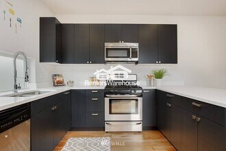 10361 Ashworth Ave N in Seattle, WA - Building Photo - Building Photo