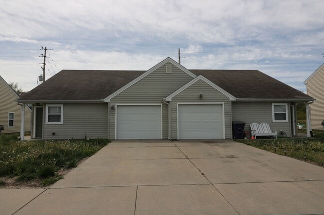 property at 412-414 Brookmont Dr