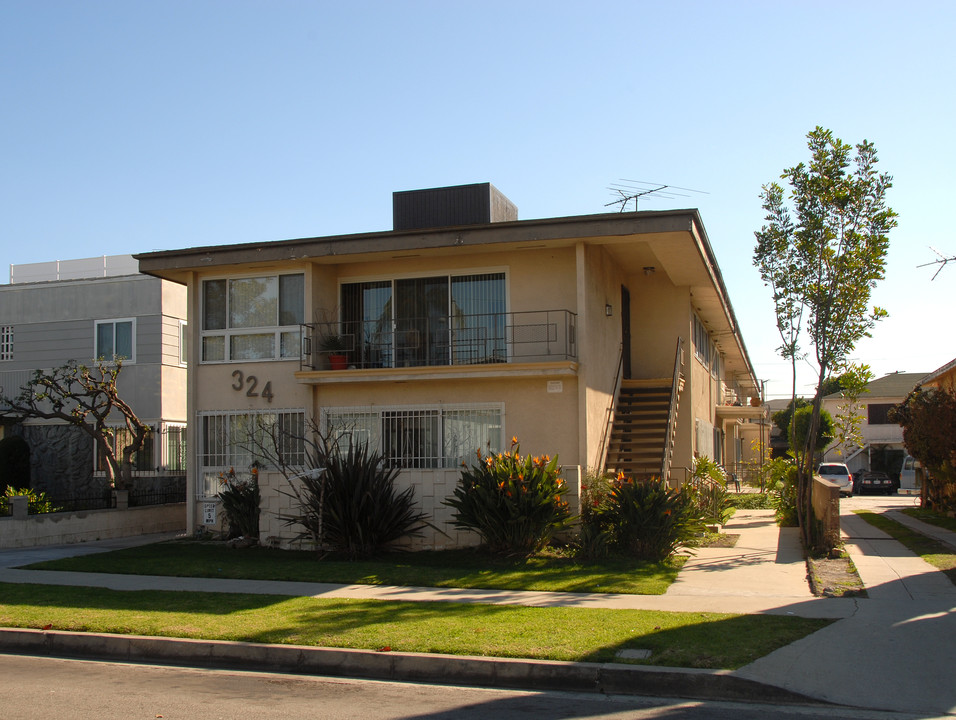 324 E Tamarack Ave in Inglewood, CA - Foto de edificio