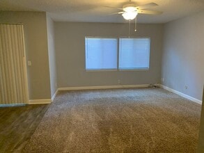 1800 Park Ave in Orange Park, FL - Building Photo - Building Photo