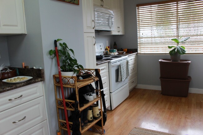 601 Warden Cds in Campbell River, BC - Building Photo - Building Photo