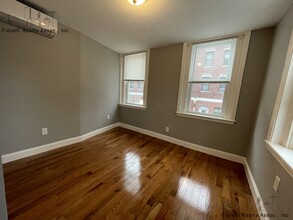 39 Stillman St, Unit 1 in Boston, MA - Foto de edificio - Building Photo