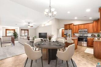 115 Emmett Trail in Harrisburg, SD - Building Photo - Building Photo