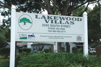Lakewood Villas in Leesburg, FL - Foto de edificio - Building Photo