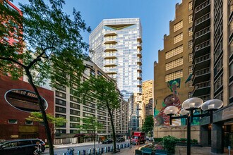 Summit in New York, NY - Foto de edificio - Building Photo