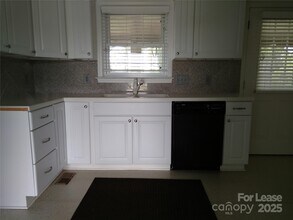 607 Fort Mill Hwy in Fort Mill, SC - Building Photo - Building Photo