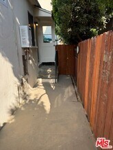 2107 Oak St in Santa Monica, CA - Building Photo - Building Photo