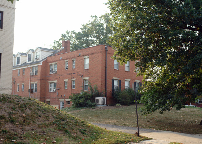 919 Green St in Alexandria, VA - Building Photo - Building Photo