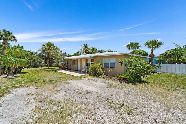 19147 SE Hillcrest Dr in Jupiter, FL - Building Photo - Building Photo