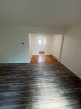 2655 E Maple Rd, Unit 19 in Birmingham, MI - Foto de edificio - Building Photo