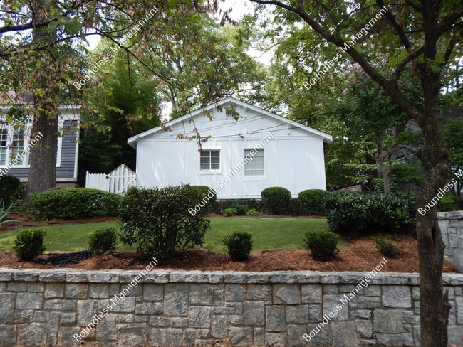 property at 712 Highland Ave NE