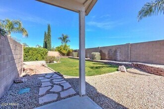 2131 S Peppertree Dr in Gilbert, AZ - Building Photo - Building Photo