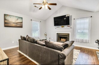 124 Cedarcroft Dr in Mooresville, NC - Building Photo - Building Photo