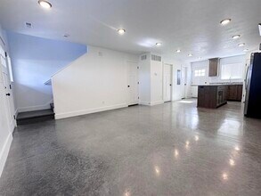 1720 E Main St in Tremonton, UT - Foto de edificio - Building Photo