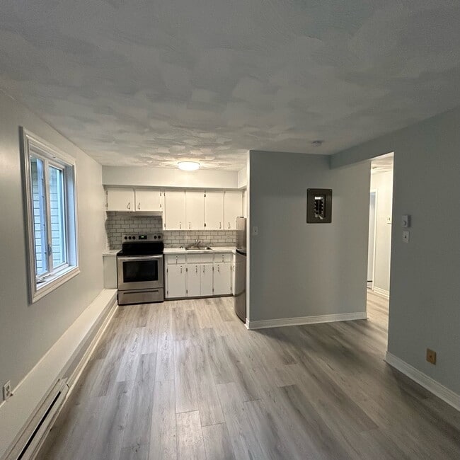 80 Glasier Rd in Fredericton, NB - Building Photo - Building Photo