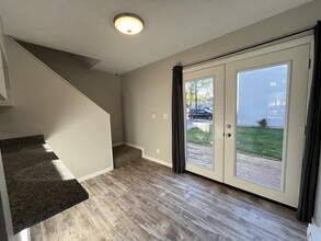 208 Forest Ln in Richwood, OH - Building Photo - Building Photo