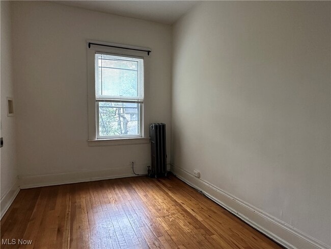 property at 2276 Grandview Ave