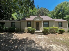 3964 N Mocksville Ct in Mocksville, NC - Building Photo