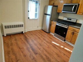 39 Maynard St, Unit 1E in Tuckahoe, NY - Building Photo - Building Photo
