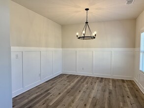 401 Fox Crk Dr in Braselton, GA - Building Photo - Building Photo