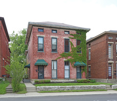 623-625 Oak St Apartments