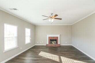 707 Fieldcrest Dr in Dallas, GA - Building Photo - Building Photo