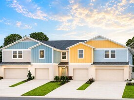 3754 King Hill Dr in Haines City, FL - Building Photo