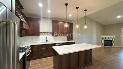 13652 Garden Meadow Dr in Oregon City, OR - Building Photo - Building Photo
