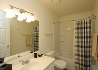 Village Green East Apartments in Janesville, WI - Building Photo - Interior Photo